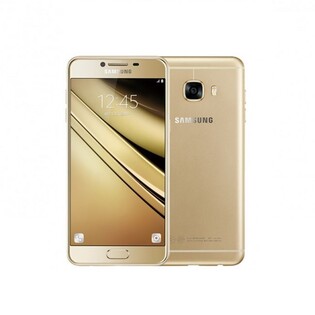 Samsung Galaxy C7 je venku: obří displej a lepší výkon