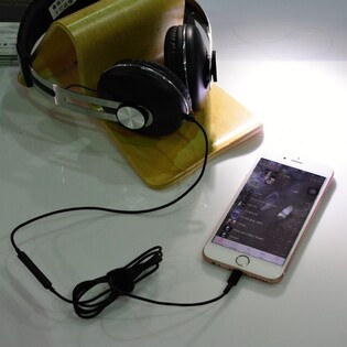 iPhone 7 nemá mít 3,5mm jack. Už se vyrábí sluchátka pro lightning