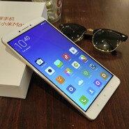 První dojmy z Xiaomi Mi Max: obr s puncem luxusu