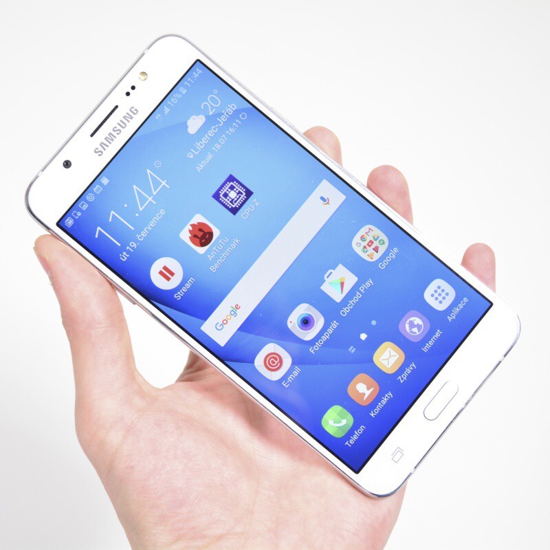 Samsung Galaxy J7 (2016)