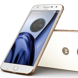 Smartphony z rodiny Moto Z vstupují na tuzemských trh