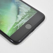 Zlato a diamanty nestačí? Dejte si na iPhone 7 Trumpa
