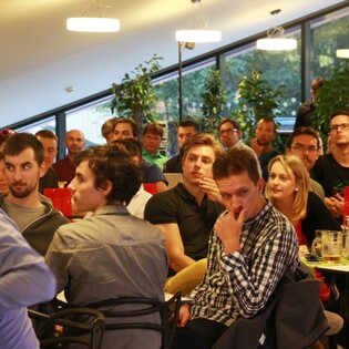 Jaký byl #mobileDrink v Plzni? Soutěže, virtuální reality i Tesla