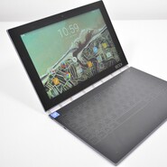 Lenovo Yoga Book s Androidem: variabilní robot (dojmy)