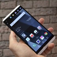 Vlajkové LG V20 konečně naživo: kov a skvělá výbava