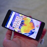OnePlus 3T je vylepšený zabiják vlajkových lodí