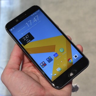 HTC 10 evo ztratilo jack, zvětšilo displej a přidalo odolnost 