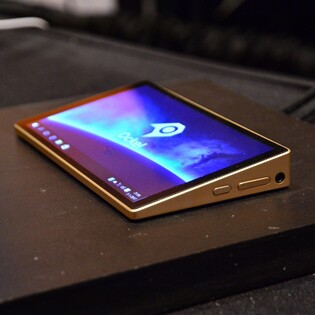 Ockel Sirius A je minipočítač s displejem a Windows 10 (CES)