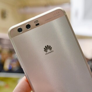 První dojmy z Huawei P10 a P10 Plus: fotograf profesionál