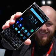 První dojmy z BlackBerry KEYone, nového pracanta z Barcelony