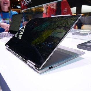 První dojmy ze slibných notebooků Lenovo Yoga 720