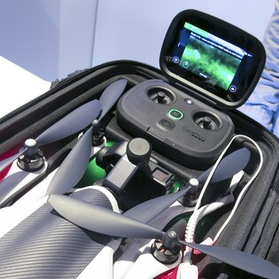 Řešení GoPro Karma kombinuje dron a stabilizaci do ruky (video)