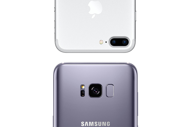 Nechte digitál doma. Srovnali jsme fotoaparáty Galaxy S8+ a iPhonu 7 Plus
