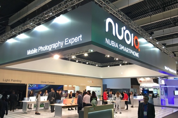 Krásné hodinky od nubie. Kovové Red Magic budou lákat na AMOLED displej