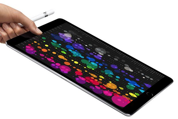 Nový iPad Pro představen: 500× výkonnější než první iPad a s menšími rámečky