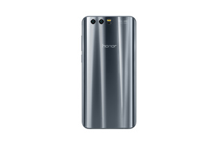 Rozebrání Honoru 9 odhalilo pečlivé utěsnění USB-C konektoru