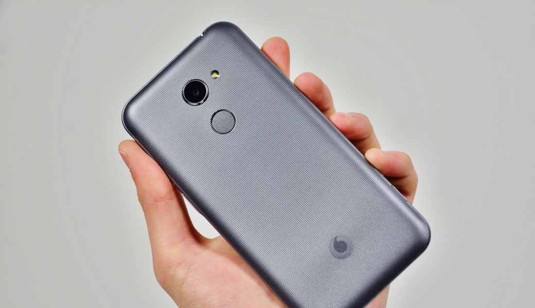 Recenze Vodafone Smart N8 – 16 GB za hubičku | mobilenet.cz