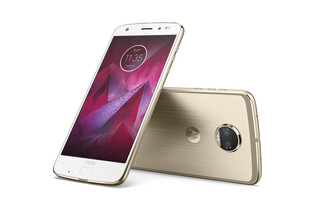 Těšili jste se na nerozbitný displej? Smůla, Moto Z2 Force se u nás prodávat nebude