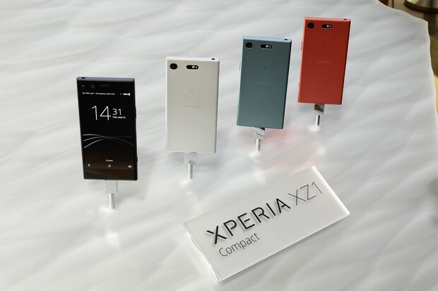 Podívali jsme se na malého svalovce jménem Xperia XZ1 Compact