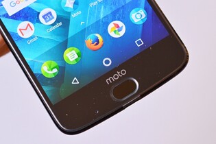 První dojmy z Motoroly Moto Z2 Force, která brzy dorazí do Evropy