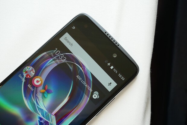 Alcatel přivezl do Evropy nové vlajkové lodě. Tady jsou naše dojmy