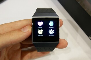 Pohráli jsme si s chytrými hodinkami Fitbit Ionic