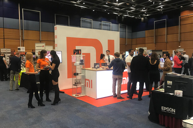 Uniká Xiaomi Redmi Note 5 s velkým displejem o poměru stran 18:9