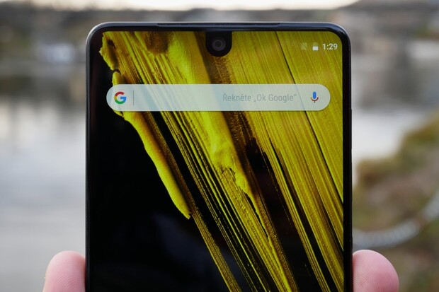Essential skončil. Jejich jediný telefon již nebude dostávat další aktualizace