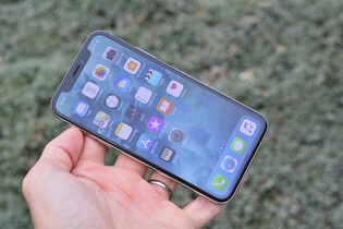 Vyzkoušeli jsme úchvatný Apple iPhone X: zde jsou naše dojmy a video