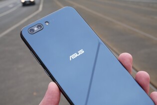 ASUS ZenFone 4 Pro
