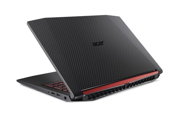 Inovovaný Acer Nitro 5: stylový herní stroj s vnitřnostmi od AMD
