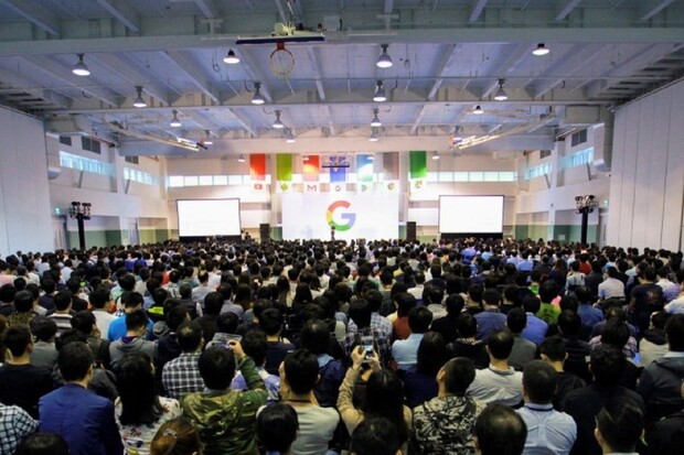 Google dnes přivítal nový tým zaměstnanců, které odkoupil od HTC