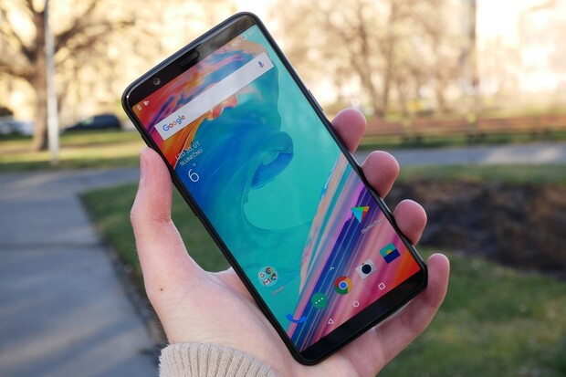 OnePlus 5T v redakci! Podívejte se na naše první dojmy a fotogalerii