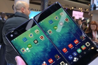 ZTE Axon M: mobilní budoucnost na MWC 2018