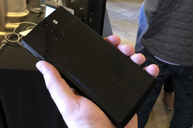 Je libo baterii s kapacitou 16 000 mAh? Podívejte se na Energizer Powermax P16k Pro