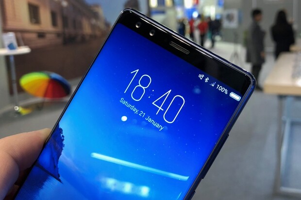 Nubia Z17s vypadá naživo skvěle, ale v její úspěch moc nevěříme