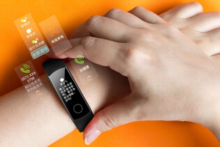 Chytrý náramek Honor Band 4 zaujme cenou i funkcemi. Sesadí z trůnu Xiaomi Mi Band 3?