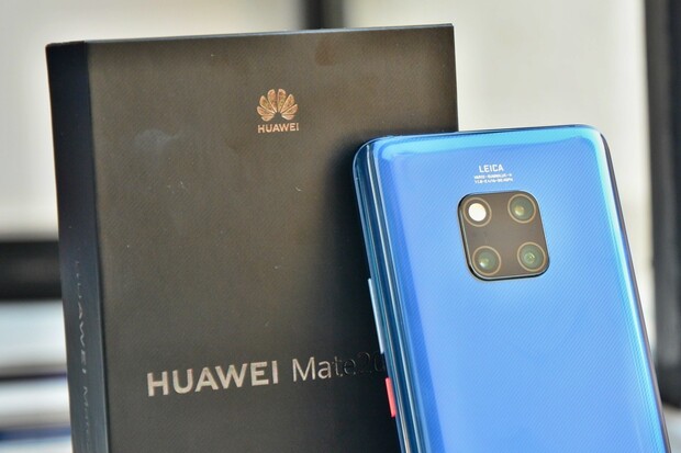 Huawei nám ukázal Mate 20 Pro: absolutní špička je tady