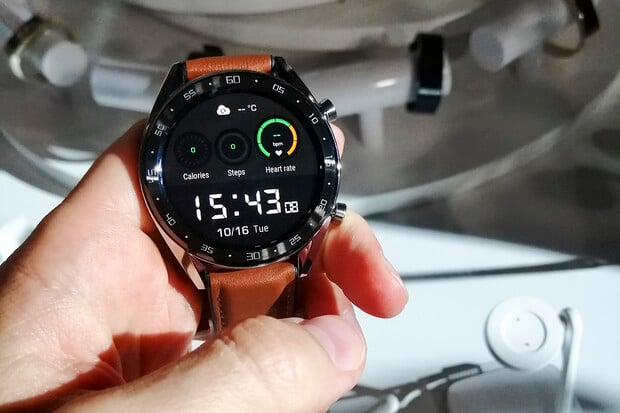 Chystají se varianty Huawei Watch GT