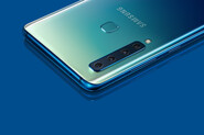 Samsung Galaxy A9 s 5 fotoaparáty dorazil. K nám do redakce i do obchodů