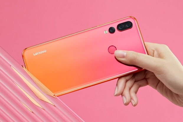 Lenovo Z5s je za dveřmi. Výrobce odtajnil tři zajímavé barevné kombinace