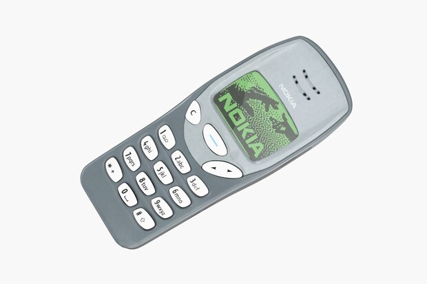 Oživí HMD Nokii 3210? Uniklá novinka ji svým vzhledem lehce připomíná