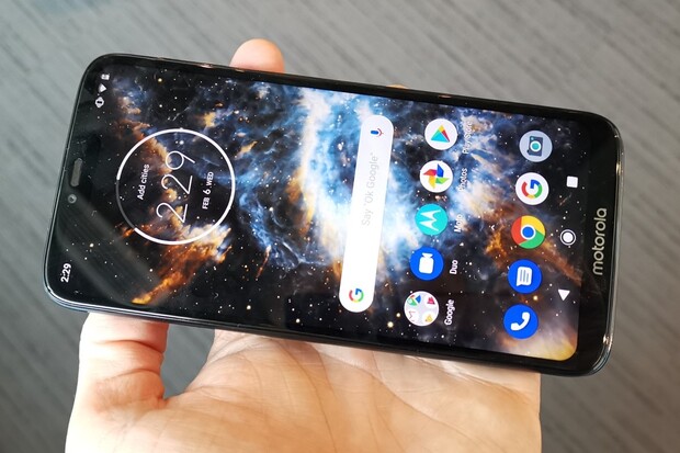 Motorola Moto G7 Power rozdrtila veškerou konkurenci třídenní výdrží