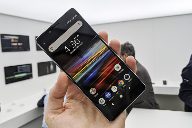 Sony Xperia L3 míří na méně náročné a konzervativní uživatele