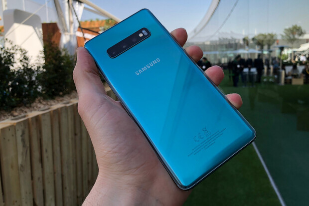 Slevová akce na Samsungy Galaxy S10, ušetřit lze až téměř 10 tisíc