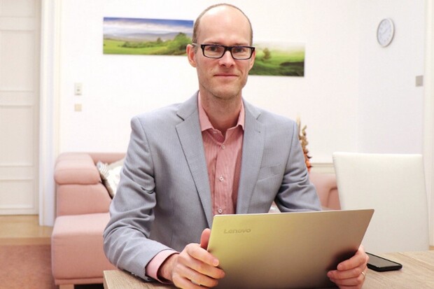 Schváleno: operátora budeme měnit rychleji a už po prvních 3 měsících bez pokuty