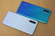 Huawei P30 je menší a levnější. Podívejte se na naše hodnocení