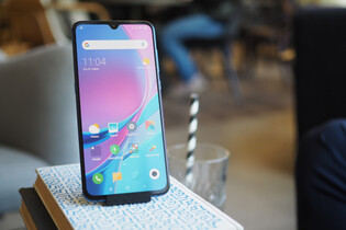 Nevinně vypadající tapeta pro Xiaomi Mi 9 donutila uživatele vymazat obsah telefonu