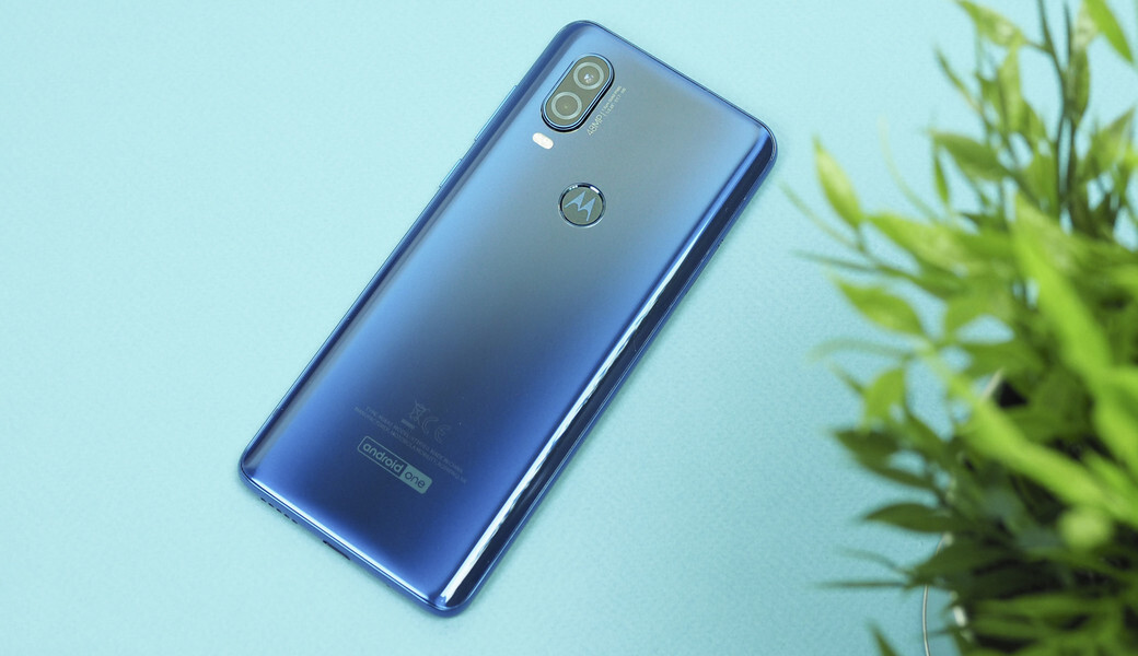 Motorola One Vision