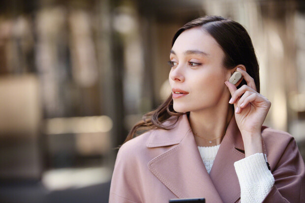 Bez hluku, bez kabelů a bez starostí. Sony představilo nová sluchátka WF-1000XM3